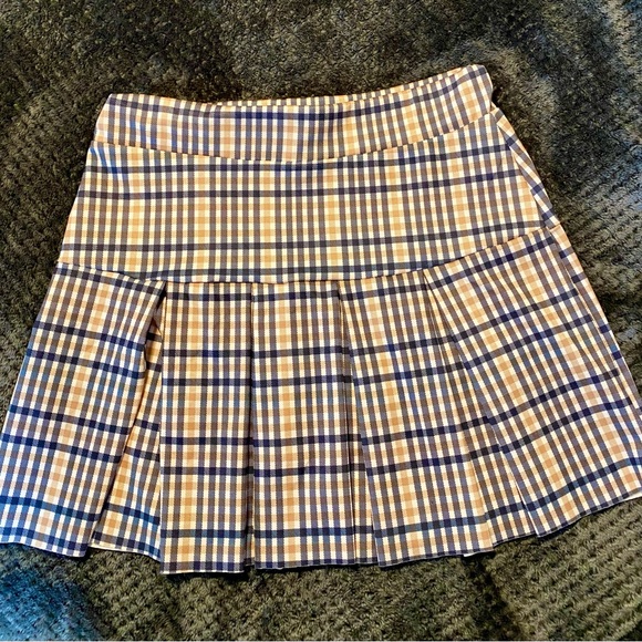 Preppy Academia Plaid Pleated Skort - Picture 1 of 7